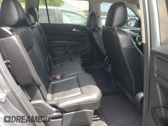 2018 Volkswagen Atlas SE with VIN 1V2KR2CA2JC580073, listed as a Copart auction lot 58898265 with 69,377 mi miles and Salvage title. Bid and sale history available at DreamBid. Image 11.