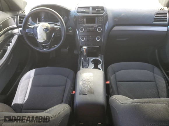 2019 Ford Explorer XLT z VIN 1FM5K8D88KGA42873, wystawiony jako Copart lot #64584935 z przebiegiem 143 439 mil mil oraz Szkoda całkowita • Salvage title. Historia ofert i sprzedaży dostępna na DreamBid. Obrazek 8.