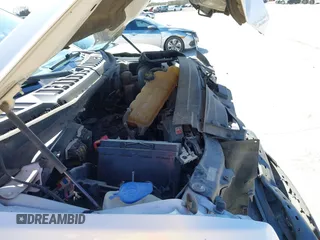 2015 Ford F-150 XL with VIN 1FTEX1C86FFC76827, listed as a IAAI auction lot 41481930 with 179,926 mi miles and . Bid and sale history available at DreamBid. Image 17.