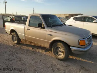 1995 Ford Ranger Splash with VIN 1FTCR10AXSUA06496, listed as a Copart auction lot 89253125 with 301,366 mi miles and Salvage Title. Bid and sale history available at carsss.com. Image 4.