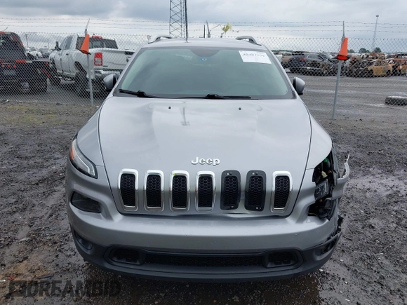 2018 Jeep Cherokee Latitude Plus with VIN 1C4PJLLB9JD590607, listed as a IAAI auction lot 42489554 with 168,116 mi miles and . Bid and sale history available at DreamBid. Image 6.