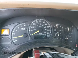2001 GMC Yukon XL SLE with VIN 3GKFK16T31G132229, listed as a Copart auction lot 71603784 with 236,010 mi miles and Salvage Title. Bid and sale history available at carsss.com. Image 9.