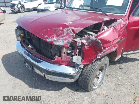 1992 Ford F-150 with VIN 1FTDF15N8NKA81612, listed as a IAAI auction lot 42150832 with 197,745 mi miles and . Bid and sale history available at DreamBid. Image 6.
