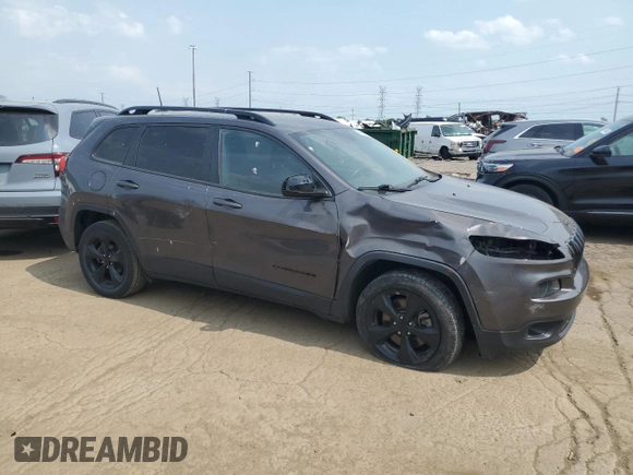 2018 Jeep Cherokee Latitude z VIN 1C4PJLCB5JD544904, wystawiony jako Copart lot #59638905 z przebiegiem 139 427 mil mil oraz Czysty tytuł • Clean title. Historia ofert i sprzedaży dostępna na DreamBid. Obrazek 4.