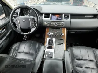 2013 Land Rover Range Rover Sport SC z VIN SALSH2E43DA787351, wystawiony jako Copart lot #58898885 z przebiegiem 174 585 mil mil oraz Szkoda całkowita • Salvage title. Historia ofert i sprzedaży dostępna na DreamBid. Obrazek 8.