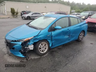 2022 Toyota Prius LE with VIN JTDKAMFP5N3225862, listed as a Copart auction lot 60134975 with 30,913 mi miles and Salvage title. Bid and sale history available at DreamBid. Image 1.