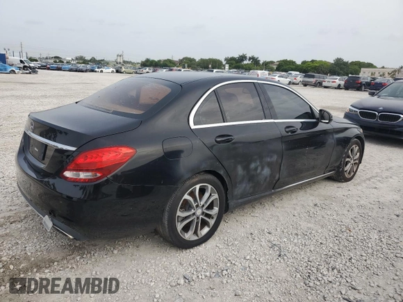 2017 Mercedes-Benz C 300 z VIN 55SWF4JB5HU197727, wystawiony jako Copart lot #62856795 z przebiegiem Nie podano mil oraz Czysty tytuł • Clean title. Historia ofert i sprzedaży dostępna na DreamBid. Obrazek 3.