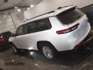 2023 Jeep Grand Cherokee Altitude with VIN 1C4RJKAGXP8842626, listed as a IAAI auction lot 41656013 with 41,085 mi miles and . Bid and sale history available at DreamBid. Image 15.