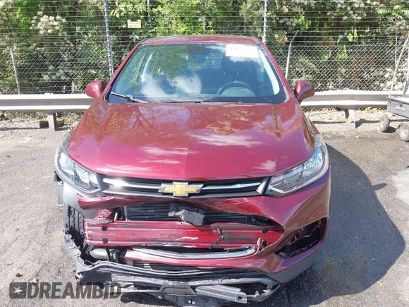 2017 Chevrolet Trax LS with VIN 3GNCJKSBXHL231417, listed as a IAAI auction lot 42032587 with 56,986 mi miles. Bid and sale history available at carsss.com. Image 12.