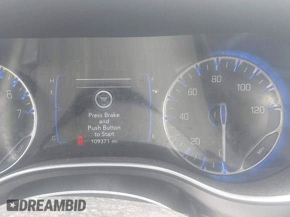 2020 Chrysler Pacifica Touring L with VIN 2C4RC1BGXLR274315, listed as a IAAI auction lot 42608504 with 109,371 mi miles and . Bid and sale history available at DreamBid. Image 7.