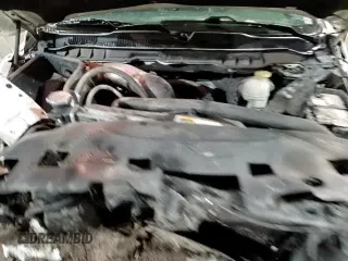 2017 Ram 1500 Laramie z VIN 1C6RR7VT5HS844499, wystawiony jako Copart lot #83348594 z przebiegiem 172 838 mil mil oraz Szkoda całkowita • Salvage title. Historia ofert i sprzedaży dostępna na DreamBid. Obrazek 15.