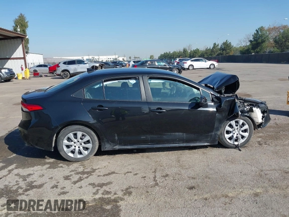 2022 Toyota Corolla LE with VIN 5YFEPMAE2NP373203, listed as a IAAI auction lot 41540927 with Not Provided miles and . Bid and sale history available at carsss.com. Image 13.