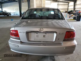 2004 Hyundai Sonata GLS with VIN KMHWF35H94A061545, listed as a Copart auction lot 45324734 with 185,877 mi miles and Salvage Title. Bid and sale history available at carsss.com. Image 6.