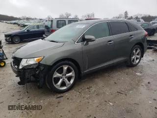 2014 Toyota Venza XLE z VIN 4T3BK3BB4EU101967, wystawiony jako Copart lot #49020905 z przebiegiem 111 228 mil mil oraz Tytuł czysty. Historia ofert i sprzedaży dostępna na DreamBid. Obrazek 1.