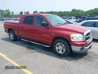 2007 Dodge 1500 SLT with VIN 3D7KR19D87G825922, listed as a IAAI auction lot 42389240 with 203,026 mi miles and . Bid and sale history available at DreamBid. Image 1.