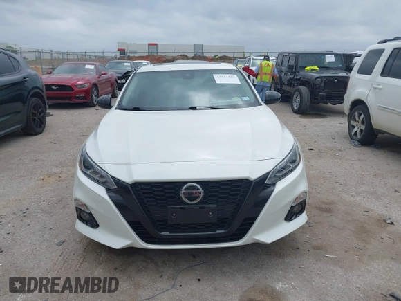 2022 Nissan Altima SR z VIN 1N4BL4CV3NN424416, wystawiony jako IAAI lot #42127183 z przebiegiem 8 881 mil mil oraz . Historia ofert i sprzedaży dostępna na DreamBid. Obrazek 12.