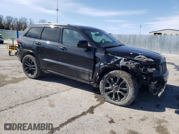 2020 Jeep Grand Cherokee Altitude with VIN 1C4RJFAG9LC197871, listed as a Copart auction lot 49780925 with 82,006 mi miles and Salvage Title. Bid and sale history available at carsss.com. Image 4.