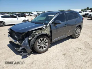 2020 Toyota RAV4 XLE Premium with VIN 2T3C1RFV6LC042773, listed as a Copart auction lot 52032925 with 69,983 mi miles and Salvage Title. Bid and sale history available at carsss.com. Image 1.