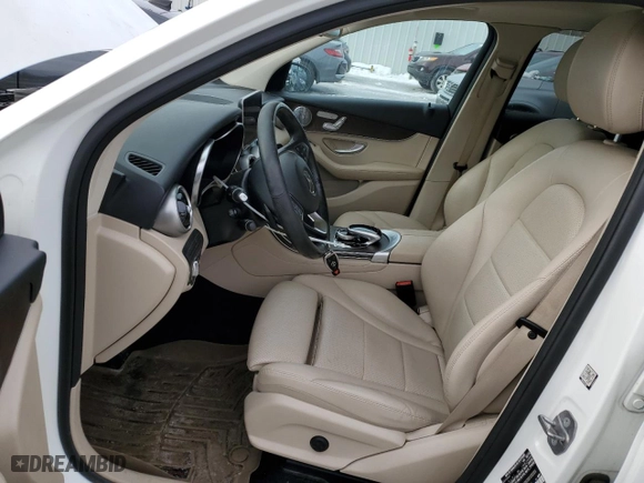 2019 Mercedes-Benz GLC with VIN WDC0G4KB1KF633005, listed as a Copart auction lot 45636725 with NaN miles and Salvage Title. Bid and sale history available at carsss.com. Image 7.