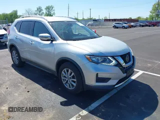 2020 Nissan Rogue S z VIN KNMAT2MT2LP504511, wystawiony jako IAAI lot #42012866 z przebiegiem 87 541 mil mil oraz . Historia ofert i sprzedaży dostępna na DreamBid. Obrazek 1.