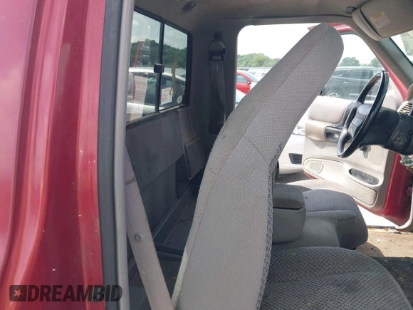 1999 Ford Ranger XL with VIN 1FTYR10V7XPC00160, listed as a IAAI auction lot 42750617 with 231,974 mi miles and . Bid and sale history available at DreamBid. Image 8.