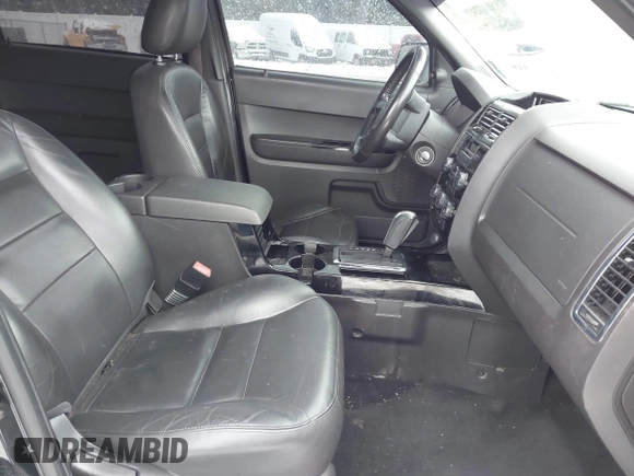 2008 Ford Escape Limited with VIN 1FMCU04148KE65929, listed as a IAAI auction lot 41621582 with Not provided miles and . Bid and sale history available at DreamBid. Image 5.