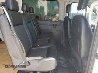 2020 Ford Transit z VIN 1FTBR1D89LKA15982, wystawiony jako Copart lot #52732815 z przebiegiem 70 683 mil mil oraz Szkoda całkowita • Salvage title. Historia ofert i sprzedaży dostępna na DreamBid. Obrazek 11.