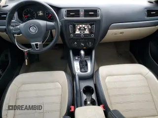 2013 Volkswagen Jetta SEL с VIN 3VWLX7AJ1DM442228, выставлен на аукционе Copart как лот 50792815 с пробегом 123 926 миль миль и Списание • Salvage title. История ставок и продаж доступна на DreamBid. Изображение 8.