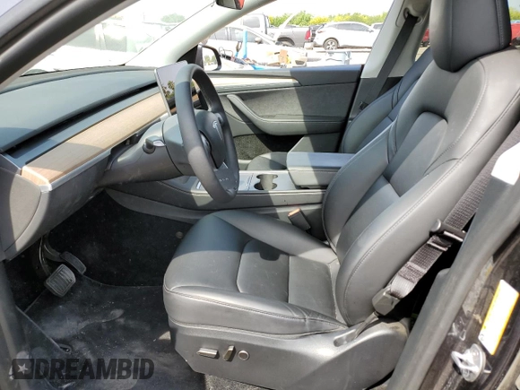 2024 Tesla Model Y Long Range z VIN 7SAYGDEE3RA234223, wystawiony jako Copart lot #51784185 z przebiegiem 24 257 mil mil oraz Szkoda całkowita • Salvage title. Historia ofert i sprzedaży dostępna na DreamBid. Obrazek 7.