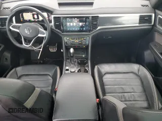 2023 Volkswagen Atlas SEL Premium R-Line z VIN 1V2FE2CAXPC200869, wystawiony jako Copart lot #50109995 z przebiegiem 55 710 mil mil oraz Szkoda całkowita • Salvage title. Historia ofert i sprzedaży dostępna na DreamBid. Obrazek 8.
