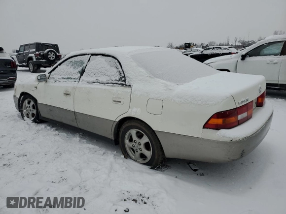 1997 Lexus ES 300 Luxury Sport Sdn with VIN JT8BF22G4V0025129, listed as a Copart auction lot 85422304 with 271,765 mi miles and Salvage Title. Bid and sale history available at carsss.com. Image 2.
