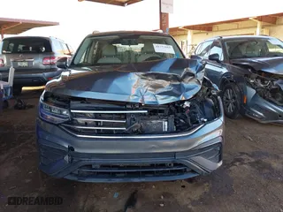 2022 Volkswagen Tiguan S with VIN 3VV1B7AX8NM146414, listed as a IAAI auction lot 41773162 with 115,193 mi miles. Bid and sale history available at carsss.com. Image 12.