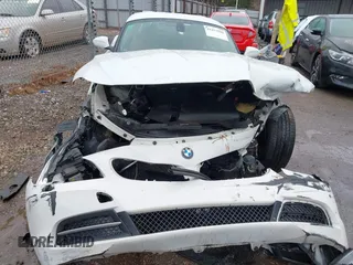 2015 BMW Z4 sDrive28i with VIN WBALL5C59FP557690, listed as a IAAI auction lot 41453980 with 78,641 mi miles. Bid and sale history available at carsss.com. Image 12.