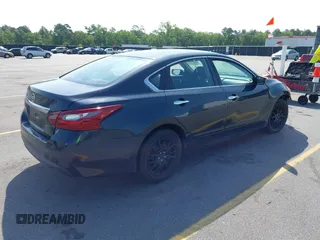 2018 Nissan Altima SR with VIN 1N4AL3AP8JC224924, listed as a IAAI auction lot 42145463 with 124,748 mi miles and . Bid and sale history available at carsss.com. Image 4.