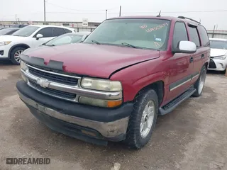 2005 Chevrolet Tahoe Z71 with VIN 1GNEC13T95R155083, listed as a IAAI auction lot 41430239 with 333,463 mi miles. Bid and sale history available at carsss.com. Image 2.
