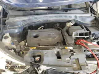 2017 Hyundai Santa Fe 2.4L z VIN 5XYZUDLB5HG463127, wystawiony jako Copart lot #61585855 z przebiegiem 110 596 mil mil oraz Szkoda całkowita • Salvage title. Historia ofert i sprzedaży dostępna na DreamBid. Obrazek 17.