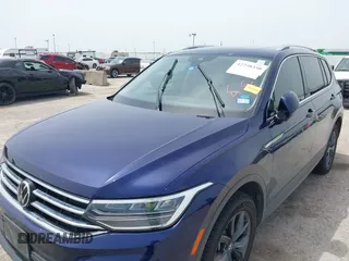 2022 Volkswagen Tiguan SE с VIN 3VV2B7AX2NM051870, выставлен на аукционе IAAI как лот 42250350 с пробегом 72 257 миль миль и . История ставок и продаж доступна на DreamBid. Изображение 6.