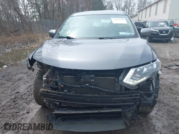 2018 Nissan Rogue SV with VIN KNMAT2MV7JP556828, listed as a IAAI auction lot 41998599 with 133,656 mi miles and . Bid and sale history available at carsss.com. Image 6.