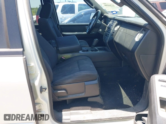 2008 Ford Expedition Max SSV with VIN 1FMFK15578LA51631, listed as a IAAI auction lot 42264184 with 264,275 mi miles and . Bid and sale history available at DreamBid. Image 5.