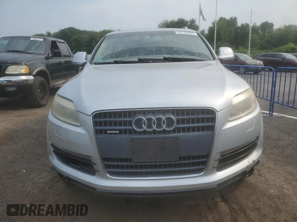 2007 Audi Q7 Premium with VIN WA1BY74L67D085907, listed as a Copart auction lot 59159385 with 181,303 mi miles and Salvage title. Bid and sale history available at DreamBid. Image 5.