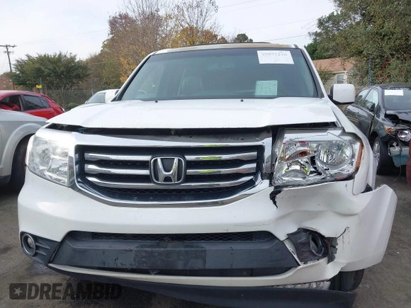 2015 Honda Pilot EX-L with VIN 5FNYF4H51FB010541, listed as a IAAI auction lot 40893246 with 215,295 mi miles and . Bid and sale history available at carsss.com. Image 12.