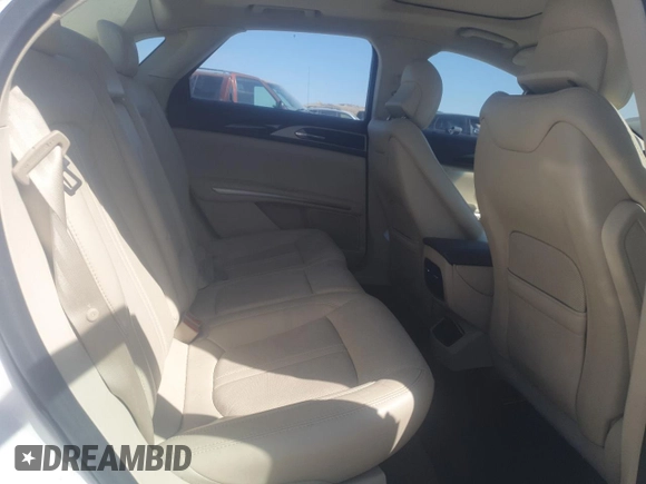 2013 Lincoln MKZ z VIN 3LN6L2J93DR800853, wystawiony jako Copart lot #65754965 z przebiegiem 87 322 mil mil oraz Szkoda całkowita • Salvage title. Historia ofert i sprzedaży dostępna na DreamBid. Obrazek 10.