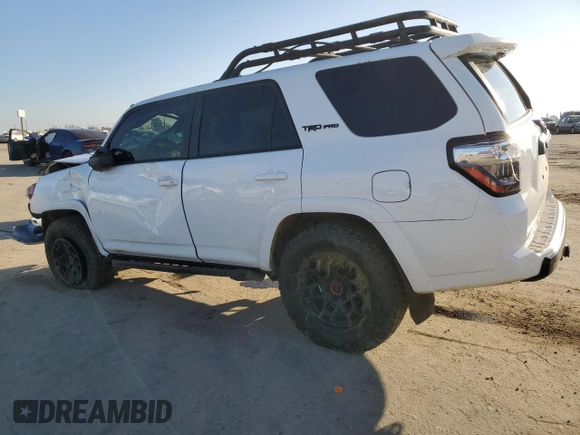 2022 Toyota 4Runner TRD Pro with VIN JTELU5JR4N6086246, listed as a Copart auction lot 88800075 with 7,522 mi miles and Salvage title. Bid and sale history available at DreamBid. Image 2.