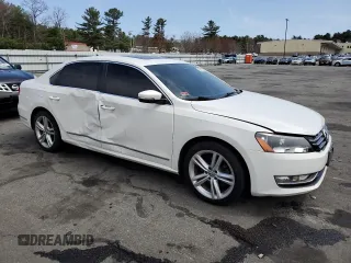 2015 Volkswagen Passat Sport z VIN 1VWBT7A37FC007548, wystawiony jako Copart lot #52492585 z przebiegiem 113 058 mil mil oraz Szkoda całkowita • Salvage title. Historia ofert i sprzedaży dostępna na DreamBid. Obrazek 4.