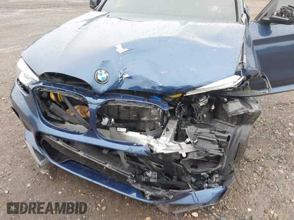 2020 BMW X3 M Competition z VIN 5YMTS0C03L9B74349, wystawiony jako IAAI lot #42532945 z przebiegiem 41 604 mil mil oraz . Historia ofert i sprzedaży dostępna na DreamBid. Obrazek 6.