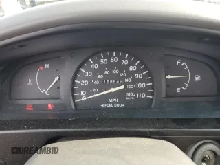 2001 Toyota Tacoma z VIN 5TENL42N71Z825712, wystawiony jako Copart lot #85232384 z przebiegiem 168 948 mil mil oraz Szkoda całkowita • Salvage title. Historia ofert i sprzedaży dostępna na DreamBid. Obrazek 9.