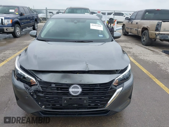 2024 Nissan Sentra SV with VIN 3N1AB8CV6RY262194, listed as a IAAI auction lot 41947048 with 5,629 mi miles and . Bid and sale history available at DreamBid. Image 6.