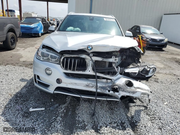 2017 BMW X5 sDrive35i with VIN 5UXKR2C51H0U19521, listed as a Copart auction lot 50580615 with 0 mi miles and Salvage Title. Bid and sale history available at carsss.com. Image 5.