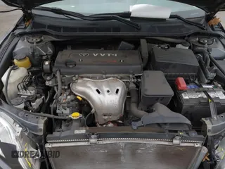 2008 Toyota Camry LE z VIN 4T1BE46K78U751994, wystawiony jako IAAI lot #41712149 z przebiegiem 104 933 mil mil oraz . Historia ofert i sprzedaży dostępna na DreamBid. Obrazek 10.