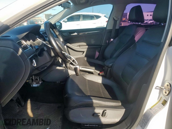 2017 Volkswagen Jetta SEL with VIN 3VWL17AJ0HM407140, listed as a Copart auction lot 60977645 with 86,729 mi miles and Salvage title. Bid and sale history available at DreamBid. Image 7.
